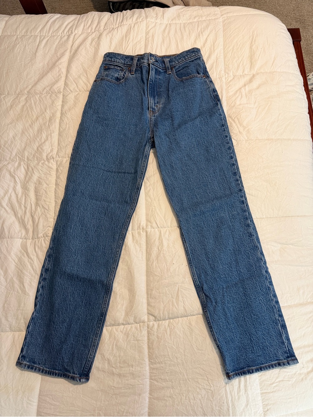 Abercrombie & Fitch 90’s Straight Ultra High-Rise Jeans